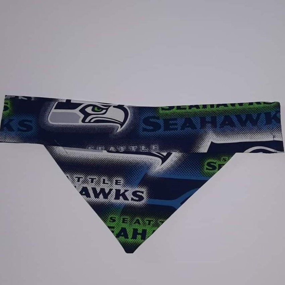 Fancy Pet Scarf Dog Bandana Variety in Sizes Sports Foot Ball